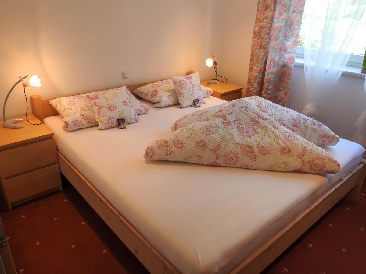 Ferienwohnung Julia Бріксен-ім-Тале Екстер'єр фото